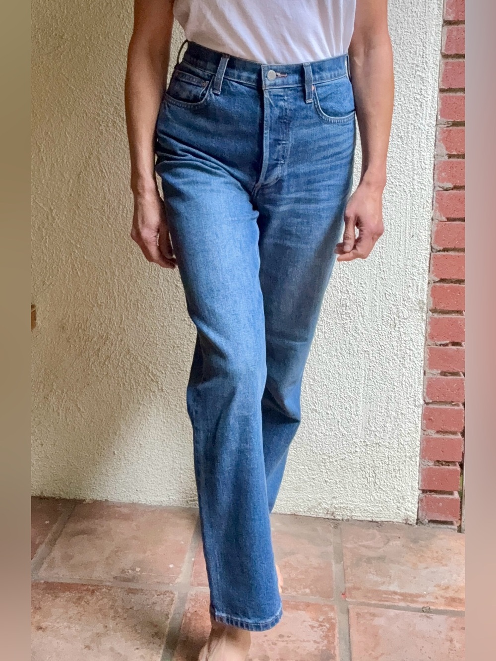 Aritzia Denim Forum Women's High Rise Straight-Leg Button Fly Jeans, Size 27